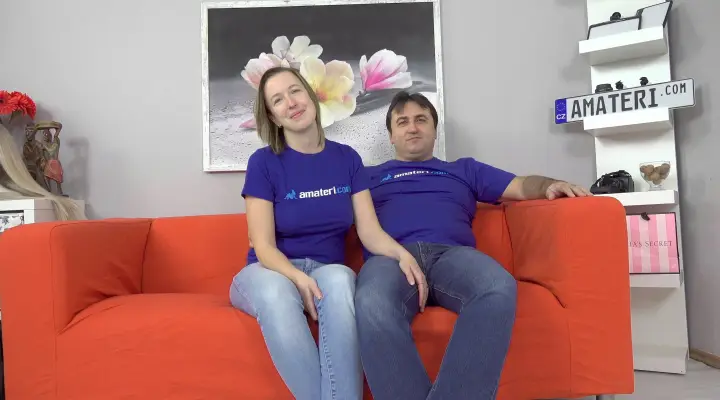 Pareja mostrando su postura sexual favorita