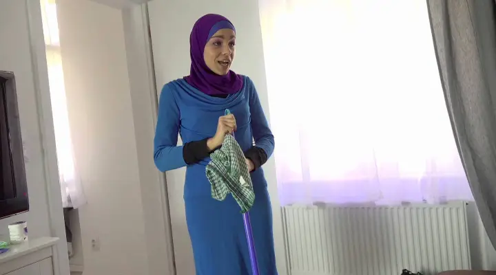 Laisk moslemi neiu saab hardcore topelt tungimist