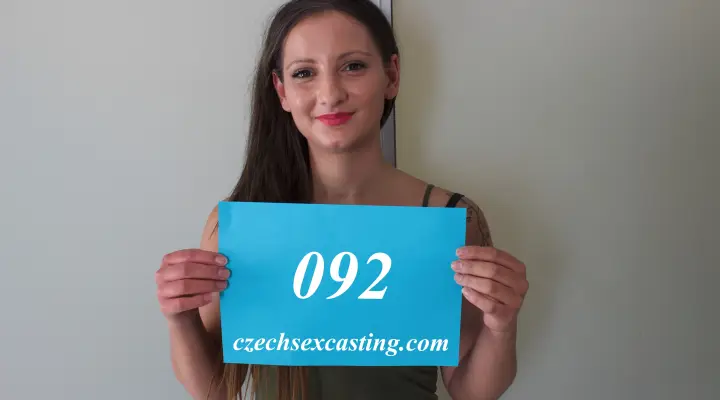 Nicolette Noir cseh ribanc visszatért