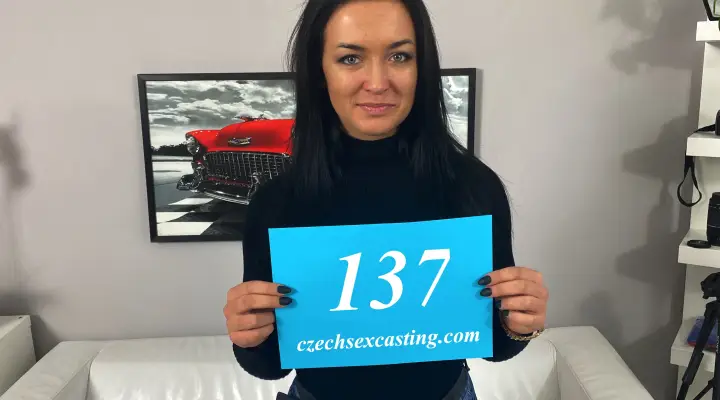 Utsøkt brunette-darling knullet