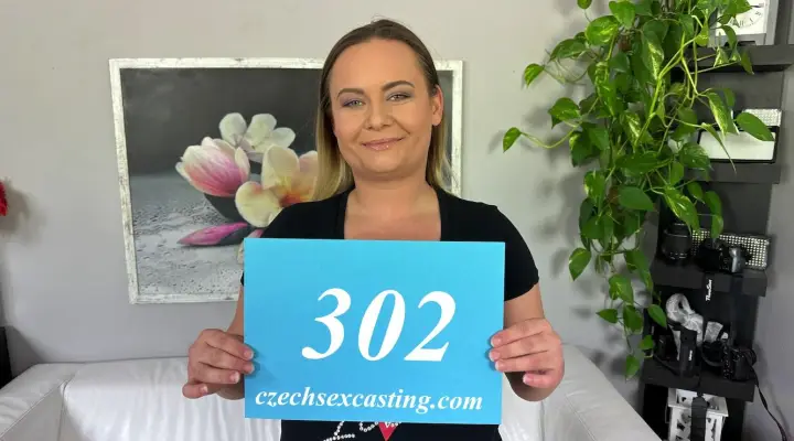 Geile mollige dame zuigt zo goed