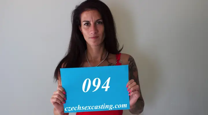 Czeska milf Ali Bordeaux na sex castingu