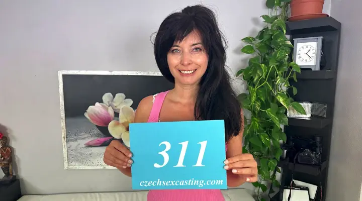 Polonia milf vrea să fie un mare model foto