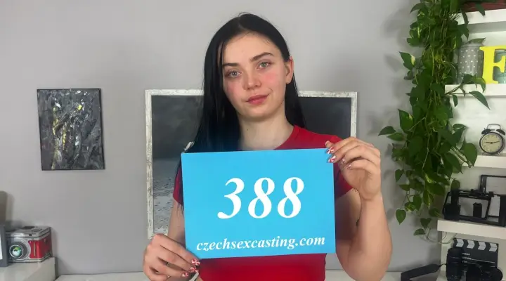Slovak model MMA ve seksi seviyor