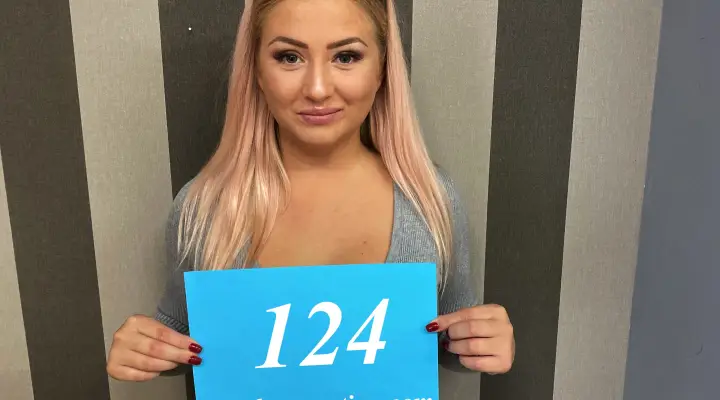 İnanılmaz sarışın sert becerdin alır
