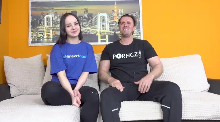 Çek acemi porno yıldızı olmak istiyor