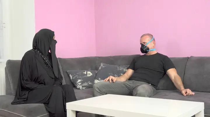 一位绝望的穆斯林妇女需要帮助